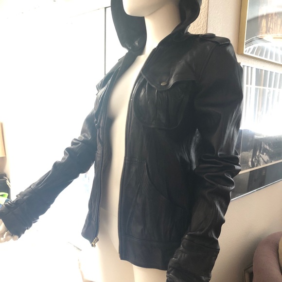 Mike & Chris Soft Leather Jacket with hood Size M - Picture 2 of 8